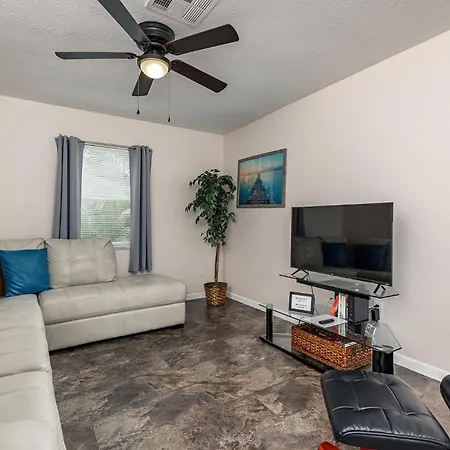 Luxurious 2 Bedroom Near Innisbrook Golf Resort!